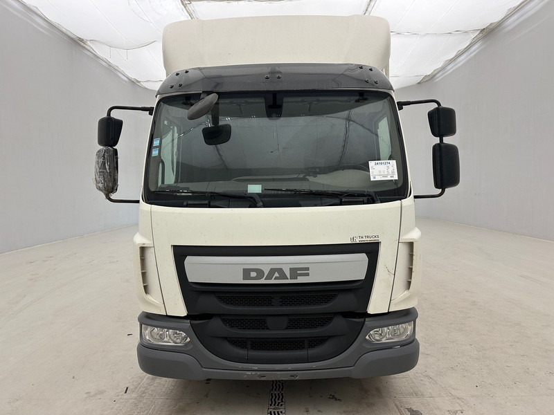 DAF LF 230 - Box truck: picture 2 DAF LF 230 - Box truck: picture 2