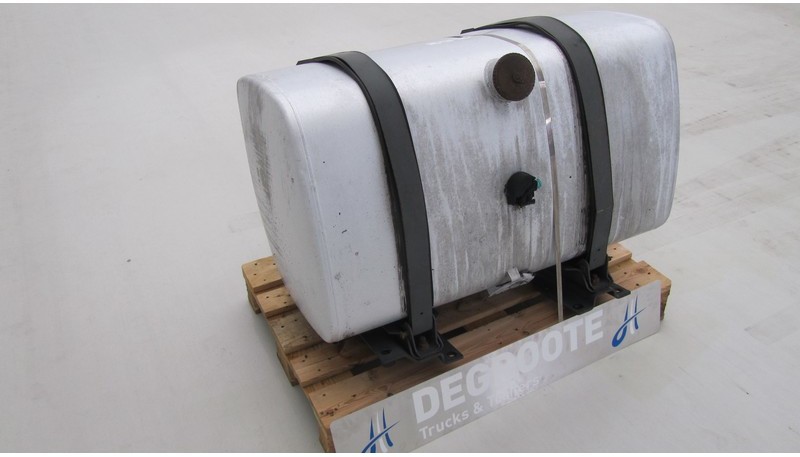 DAF Tank XF LI. - Fuel tank: picture 2 DAF Tank XF LI. - Fuel tank: picture 2