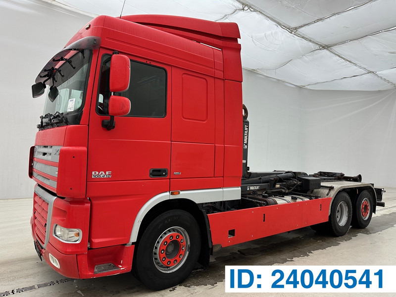 DAF XF105.410 Space Cab - Hook lift truck: picture 1 DAF XF105.410 Space Cab - Hook lift truck: picture 1