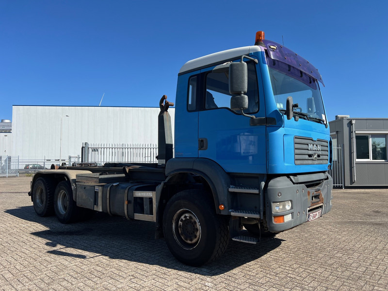 MAN TGA 26.410 - 6x4 - Hook lift truck: picture 3 MAN TGA 26.410 - 6x4 - Hook lift truck: picture 3