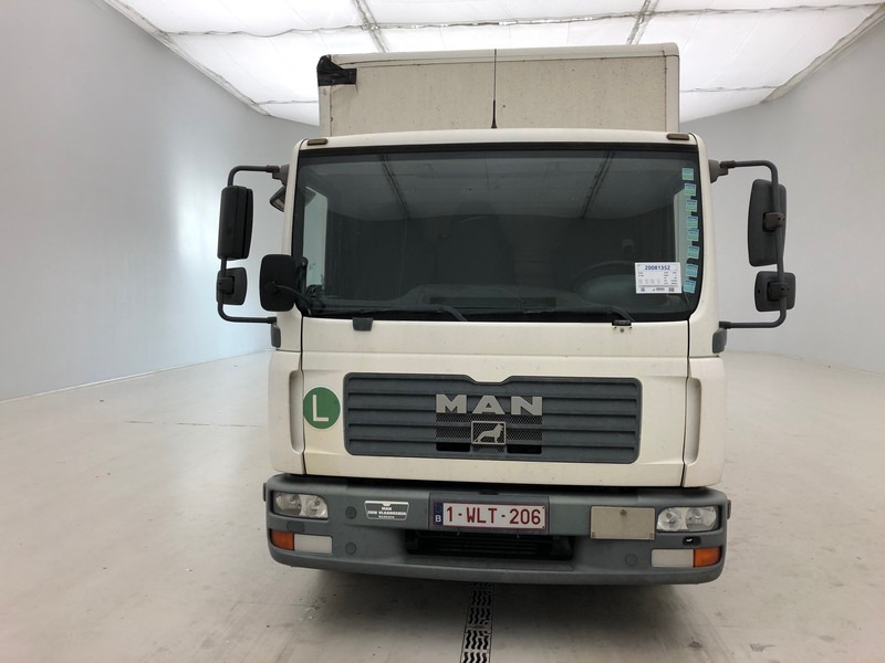 MAN TGL 8.180 - Box truck: picture 2 MAN TGL 8.180 - Box truck: picture 2