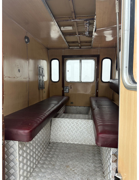 Fire truck Mercedes-Benz 1724: picture 9