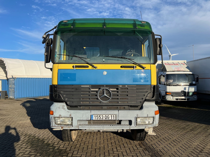 Mercedes-Benz Actros 2031 - 4x4 - Tipper, Crane truck: picture 2 Mercedes-Benz Actros 2031 - 4x4 - Tipper, Crane truck: picture 2