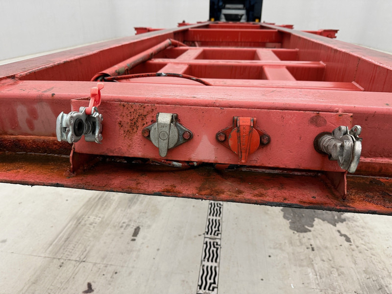 Container transporter/ Swap body semi-trailer Titan Skelet 20-30-40 ft: picture 10 Container transporter/ Swap body semi-trailer Titan Skelet 20-30-40 ft: picture 10
