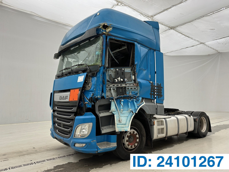 DAF XF 460 Super Space Cab* - Tractor unit: picture 1 DAF XF 460 Super Space Cab* - Tractor unit: picture 1