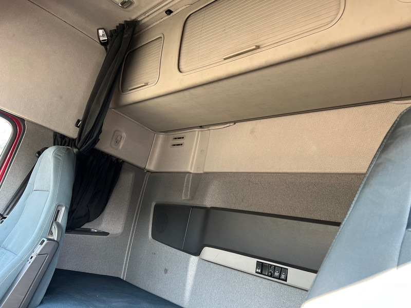 Tractor unit Volvo FH13.420 Globetrotter - ADR: picture 15 Tractor unit Volvo FH13.420 Globetrotter - ADR: picture 15