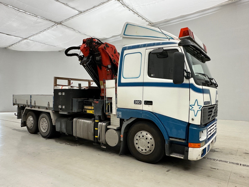 Volvo FH12.380 - 6x2 - Crane truck: picture 3 Volvo FH12.380 - 6x2 - Crane truck: picture 3
