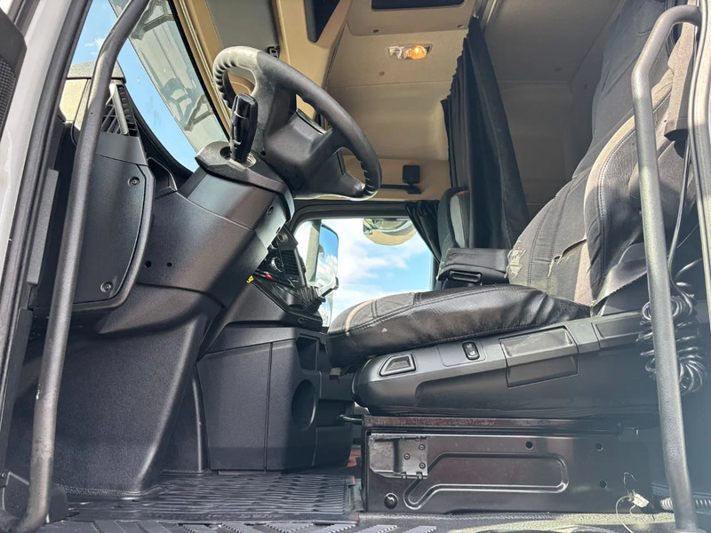 Mercedes-Benz Actros 1845 Big space Retarder Euro 6 - Tractor unit: picture 5 Mercedes-Benz Actros 1845 Big space Retarder Euro 6 - Tractor unit: picture 5