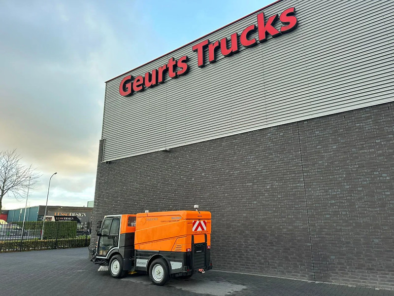 Bucher CITYCAT V20 - Road sweeper: picture 3 Bucher CITYCAT V20 - Road sweeper: picture 3