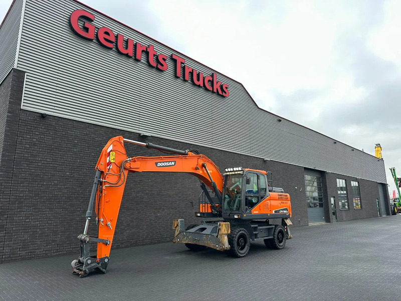 Doosan DX190W-5 - Wheel excavator: picture 2 Doosan DX190W-5 - Wheel excavator: picture 2