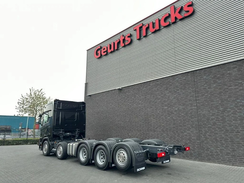 Scania R540 NGS 10X4 TRIDEM CHASSIS NIEUW/NEUE/NEW FULL OPTIONS 2X IN STOCK !!! - Cab chassis truck: picture 3 Scania R540 NGS 10X4 TRIDEM CHASSIS NIEUW/NEUE/NEW FULL OPTIONS 2X IN STOCK !!! - Cab chassis truck: picture 3