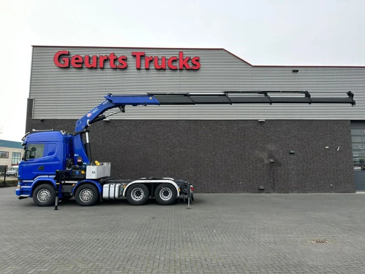 Scania R580 V8 8X4 TREKKER-BAKWAGEN COMBI + HMF 4020-K5 - Crane truck: picture 2 Scania R580 V8 8X4 TREKKER-BAKWAGEN COMBI + HMF 4020-K5 - Crane truck: picture 2
