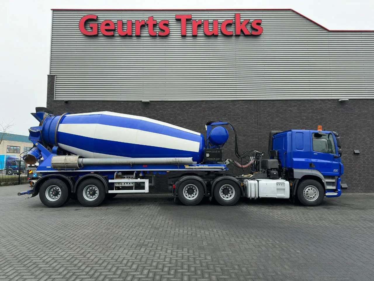 DAF CF 510 6X4 + DE BUF ST2 2-ASSIGE 10M3 CONCRE - Tractor unit: picture 4 DAF CF 510 6X4 + DE BUF ST2 2-ASSIGE 10M3 CONCRE - Tractor unit: picture 4