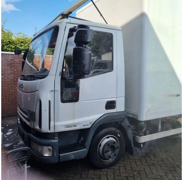Iveco ML75 E18 manual gearbox...... 180 pk met laadklep - Box truck: picture 5 Iveco ML75 E18 manual gearbox...... 180 pk met laadklep - Box truck: picture 5