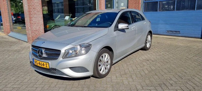 Mercedes-Benz A-Klasse 180 automaat.. 180 automaat - Hatchback: picture 3 Mercedes-Benz A-Klasse 180 automaat.. 180 automaat - Hatchback: picture 3