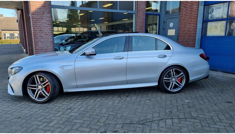 Mercedes-Benz E-Klasse 63 S, 4 Matic AMG..... Premium plus. - Sedan: picture 5 Mercedes-Benz E-Klasse 63 S, 4 Matic AMG..... Premium plus. - Sedan: picture 5