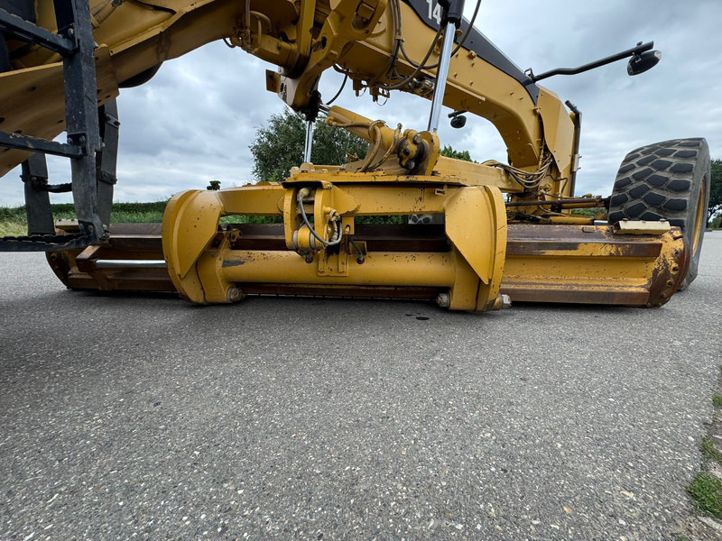 Grader Caterpillar 14M: picture 17