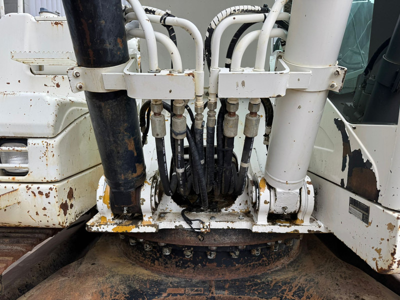 Crawler excavator Caterpillar 324DLN: picture 10