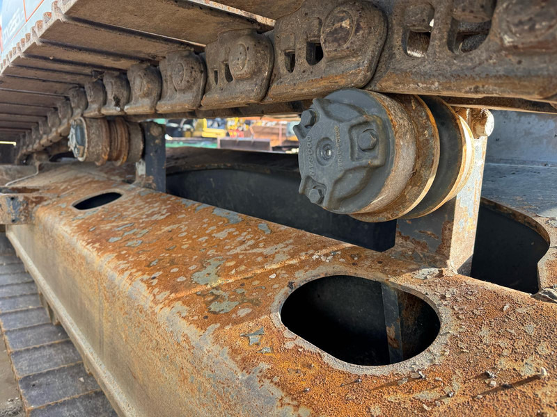 Crawler excavator Doosan DX255NLC-5: picture 16