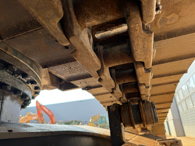Crawler excavator Doosan DX255NLC-5: picture 17