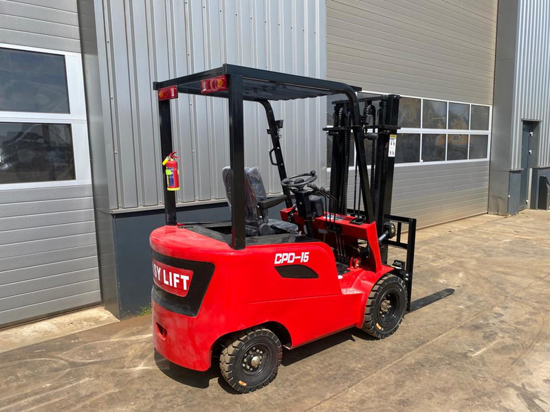 EASY LIFT CPD 15 - Forklift: picture 4 EASY LIFT CPD 15 - Forklift: picture 4