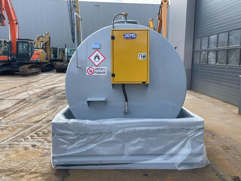 Emiliana Serbatoi TF9/50 9000Ltr - Storage tank: picture 3 Emiliana Serbatoi TF9/50 9000Ltr - Storage tank: picture 3