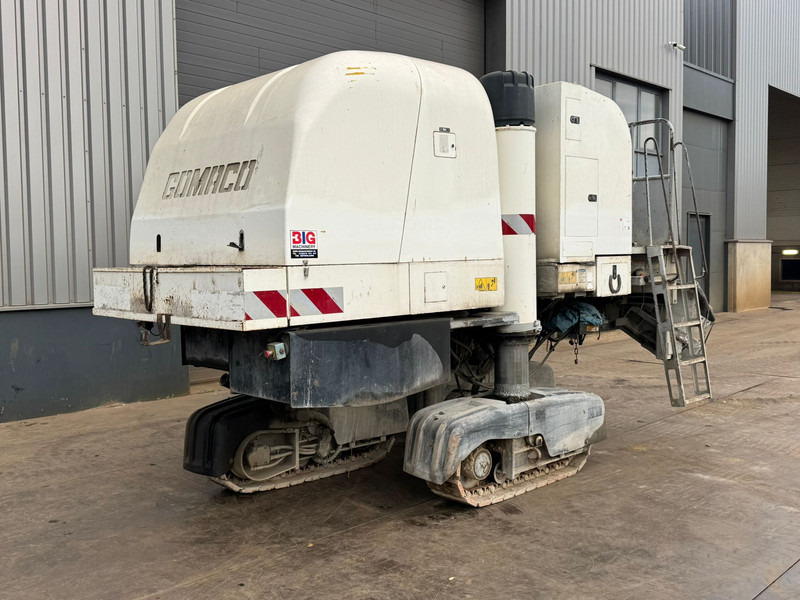 GOMACO GT3400 Concrete Slipform Paver - Asphalt paver: picture 2 GOMACO GT3400 Concrete Slipform Paver - Asphalt paver: picture 2
