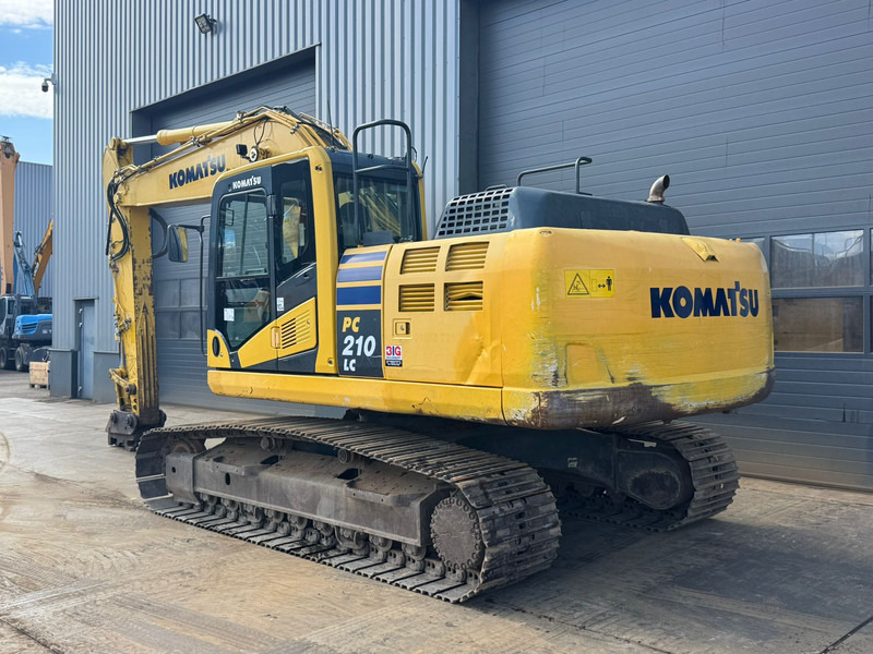 Komatsu PC210LC-10 - Crawler excavator: picture 3 Komatsu PC210LC-10 - Crawler excavator: picture 3