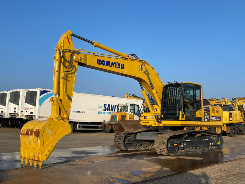 Komatsu PC210LC-10MO - Crawler excavator: picture 2 Komatsu PC210LC-10MO - Crawler excavator: picture 2