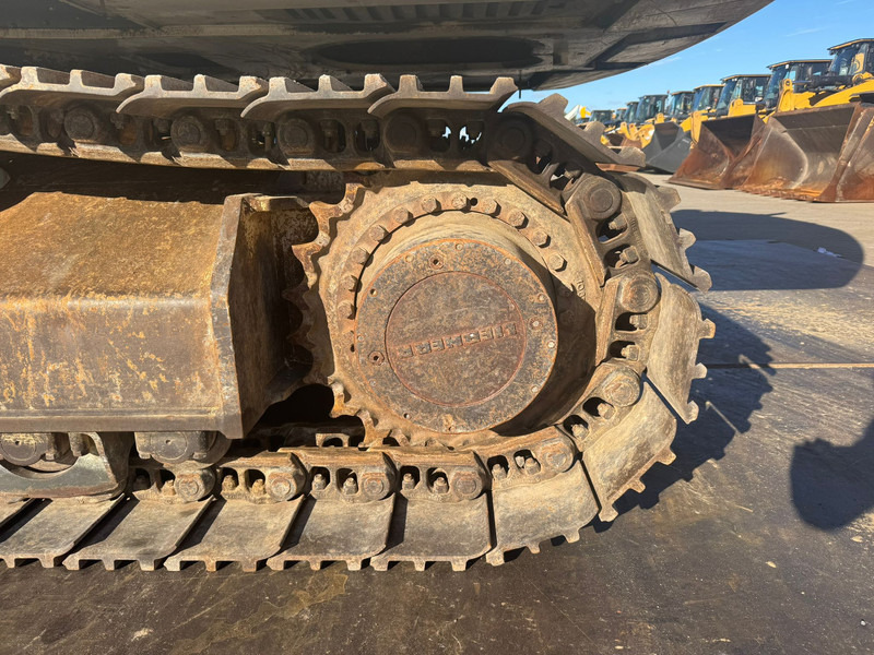 Crawler excavator Liebherr R936 LC: picture 14