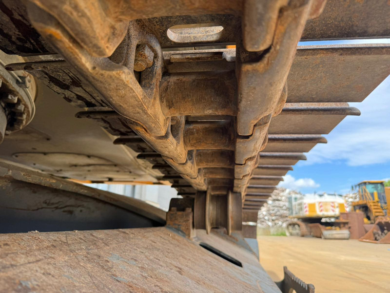 Crawler excavator Liebherr R946 LC: picture 9