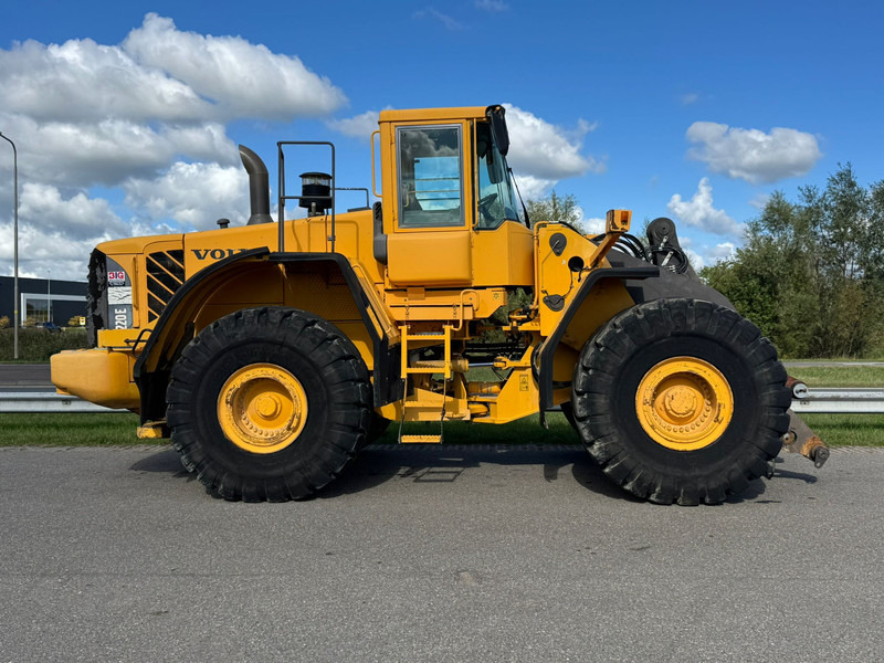 Volvo L220E - Wheel loader: picture 5 Volvo L220E - Wheel loader: picture 5