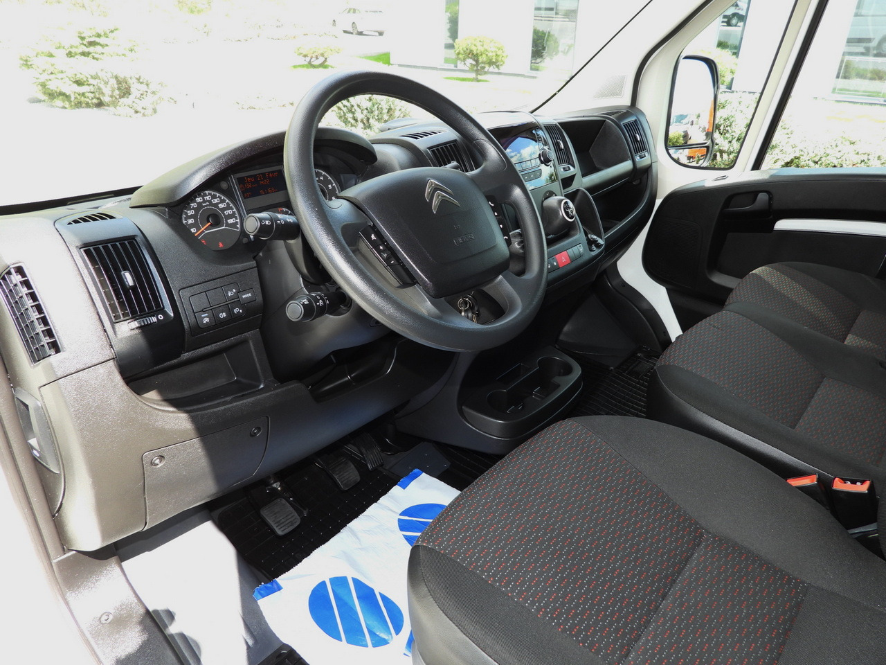 CITROEN JUMPER BOX DELIVERY VAN 7 SEATS CRUISE CONTROL  120HP - Panel van: picture 2 CITROEN JUMPER BOX DELIVERY VAN 7 SEATS CRUISE CONTROL  120HP - Panel van: picture 2