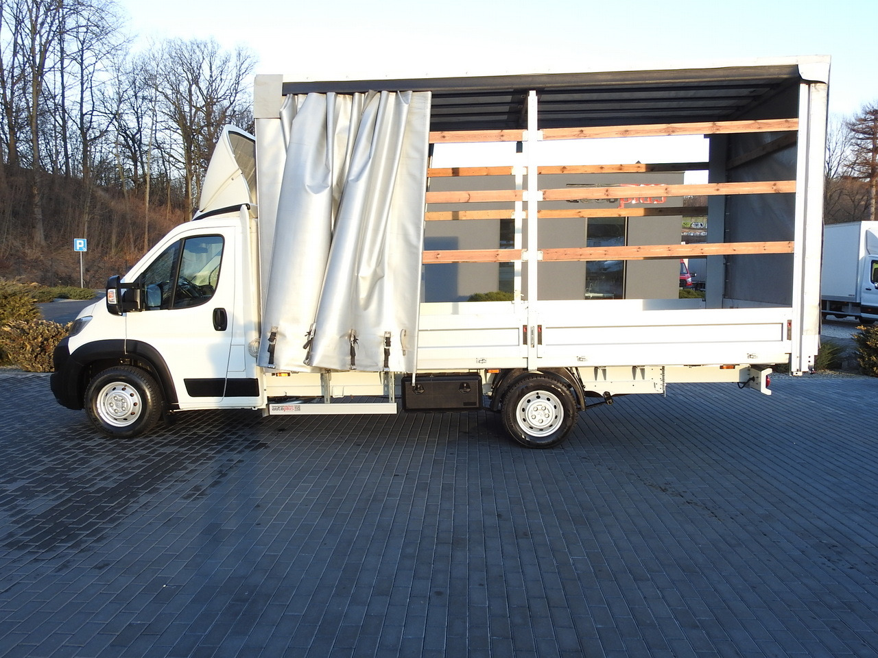 Curtain side van CITROEN JUMPER TARPAULIN 10 PALLETS CRUISE CONTROL AIR CONDITIONING LED LIGHTS PNEUMATICS 165HP: picture 8