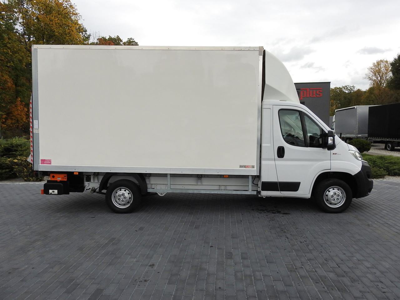 Refrigerated van FIAT DUCATO BOX LIFT 8 PALLETS CRUISE CONTROL NAVIGATION AIR CONDITIONING LED LIGHTS  130HP: picture 7 Refrigerated van FIAT DUCATO BOX LIFT 8 PALLETS CRUISE CONTROL NAVIGATION AIR CONDITIONING LED LIGHTS  130HP: picture 7