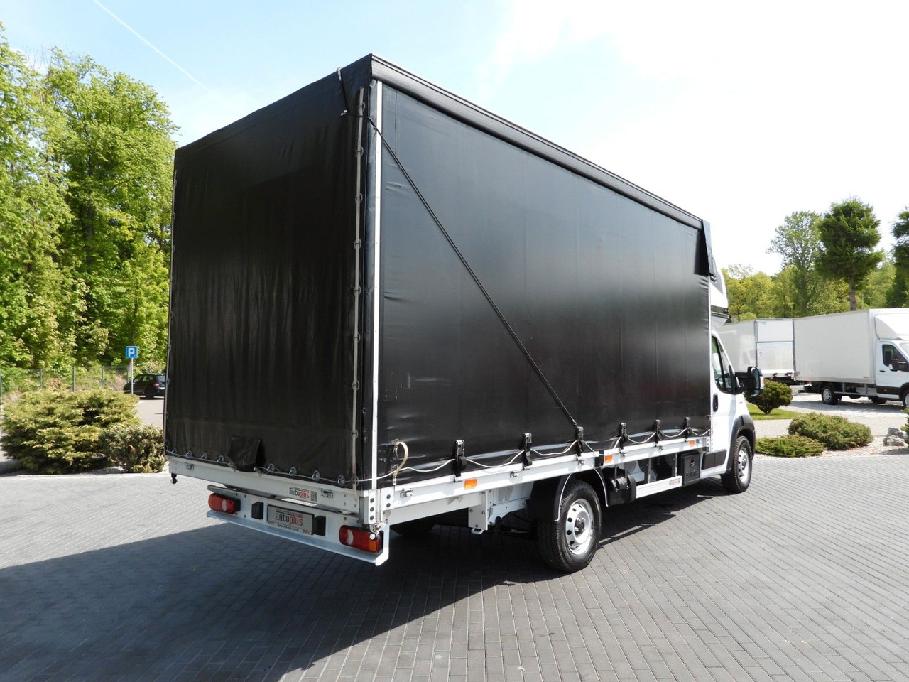 Fiat DUCATO PRITSCHE PLANE 10 PALETTEN WEBASTO A/C Fiat DUCATO PRITSCHE PLANE 10 PALETTEN WEBASTO A/C - Curtain side van: picture 3 Fiat DUCATO PRITSCHE PLANE 10 PALETTEN WEBASTO A/C Fiat DUCATO PRITSCHE PLANE 10 PALETTEN WEBASTO A/C - Curtain side van: picture 3