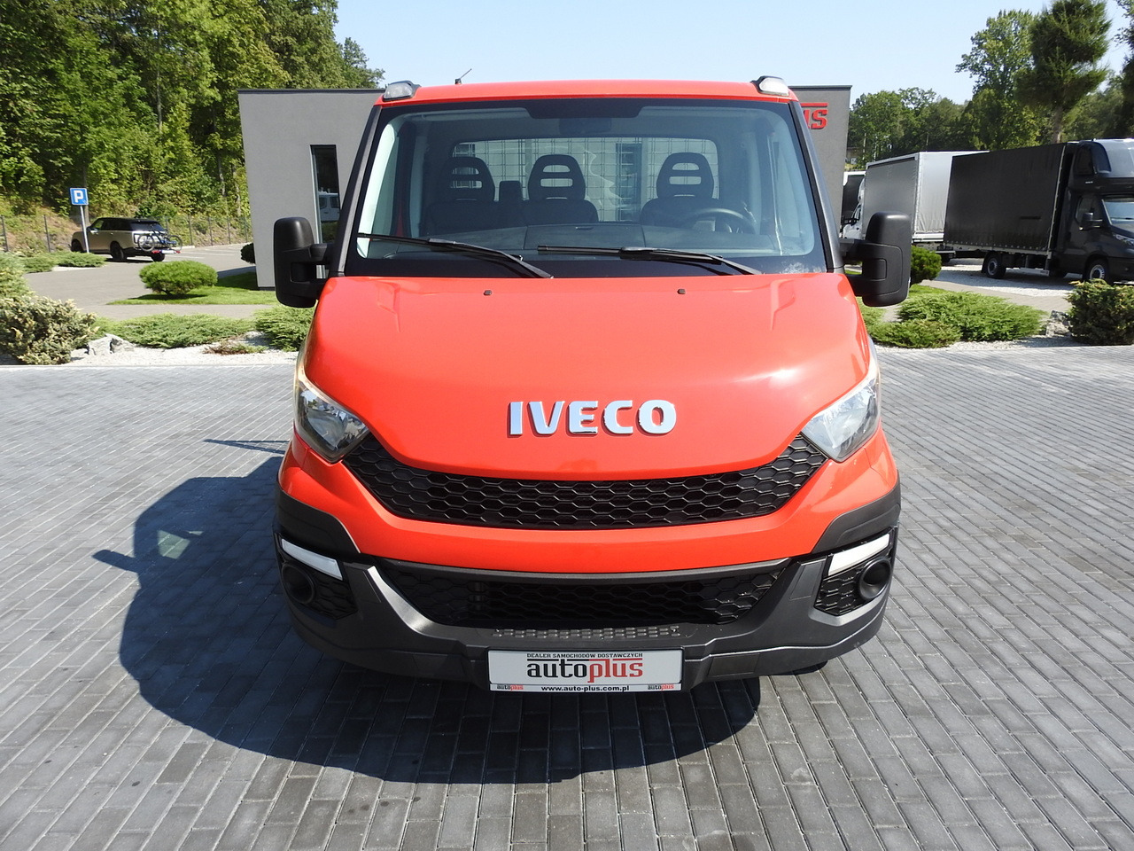 IVECO DAILY 35C13 TIPPER CRUISE CONTROL AIR CONDITIONING TWIN WHEELS  130HP - Tipper van: picture 5 IVECO DAILY 35C13 TIPPER CRUISE CONTROL AIR CONDITIONING TWIN WHEELS  130HP - Tipper van: picture 5