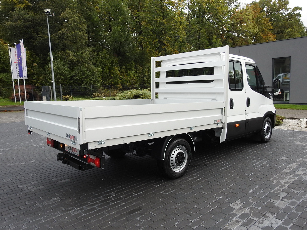 Combi van IVECO DAILY 35S15 STAKE BODY DOUBLE CABIN DOKA 7 SEATS AIR CONDITIONING  150HP: picture 13