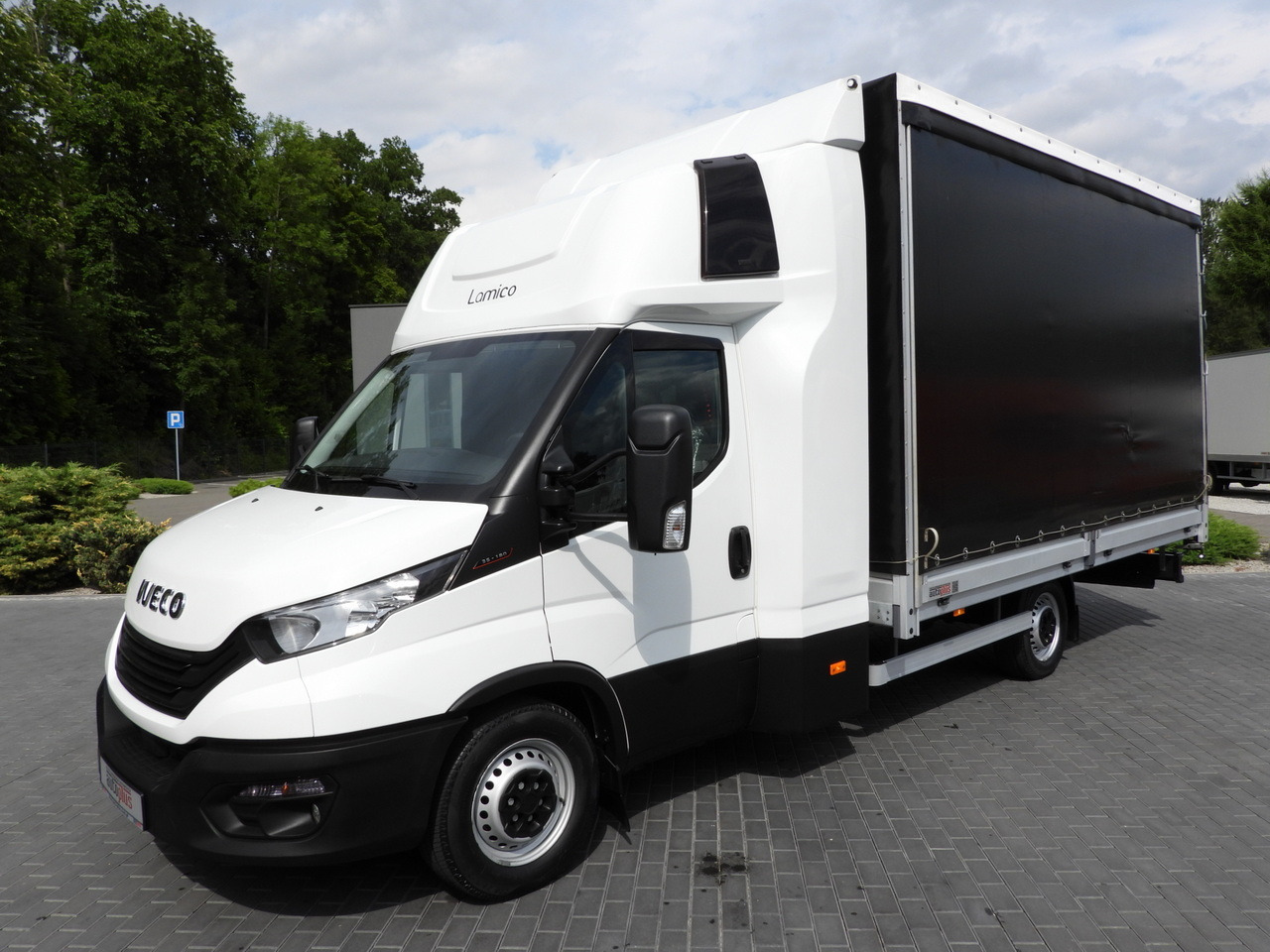 Curtain side van IVECO DAILY 35S18 TARPAULIN LIFT 10 PALLETS WEBASTO CRUISE CONTROL PNEUMATICS AIR CONDITIONING  180HP: picture 18