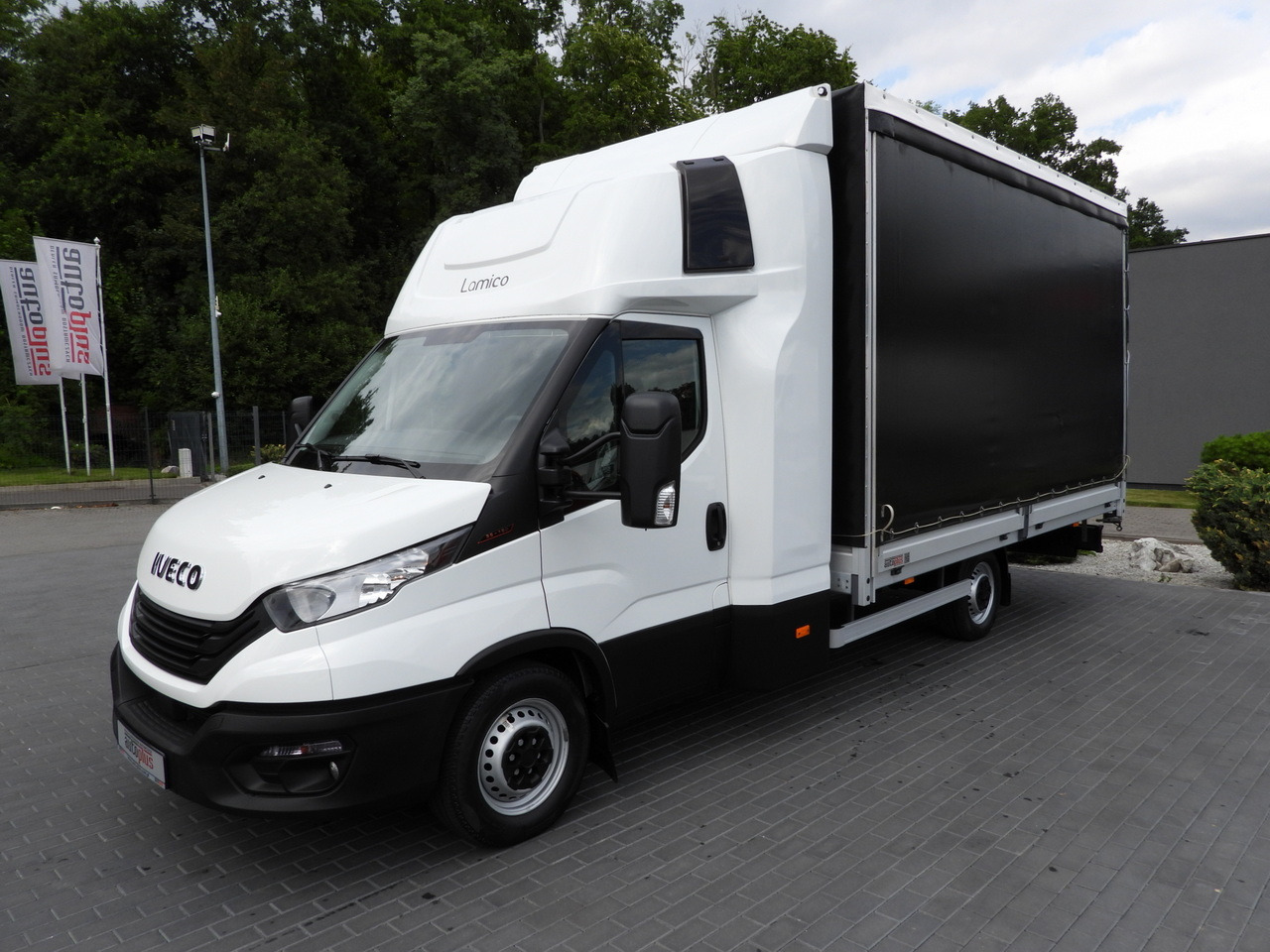 Curtain side van IVECO DAILY 35S18 TARPAULIN LIFT 10 PALLETS WEBASTO CRUISE CONTROL PNEUMATICS AIR CONDITIONING  180HP: picture 5