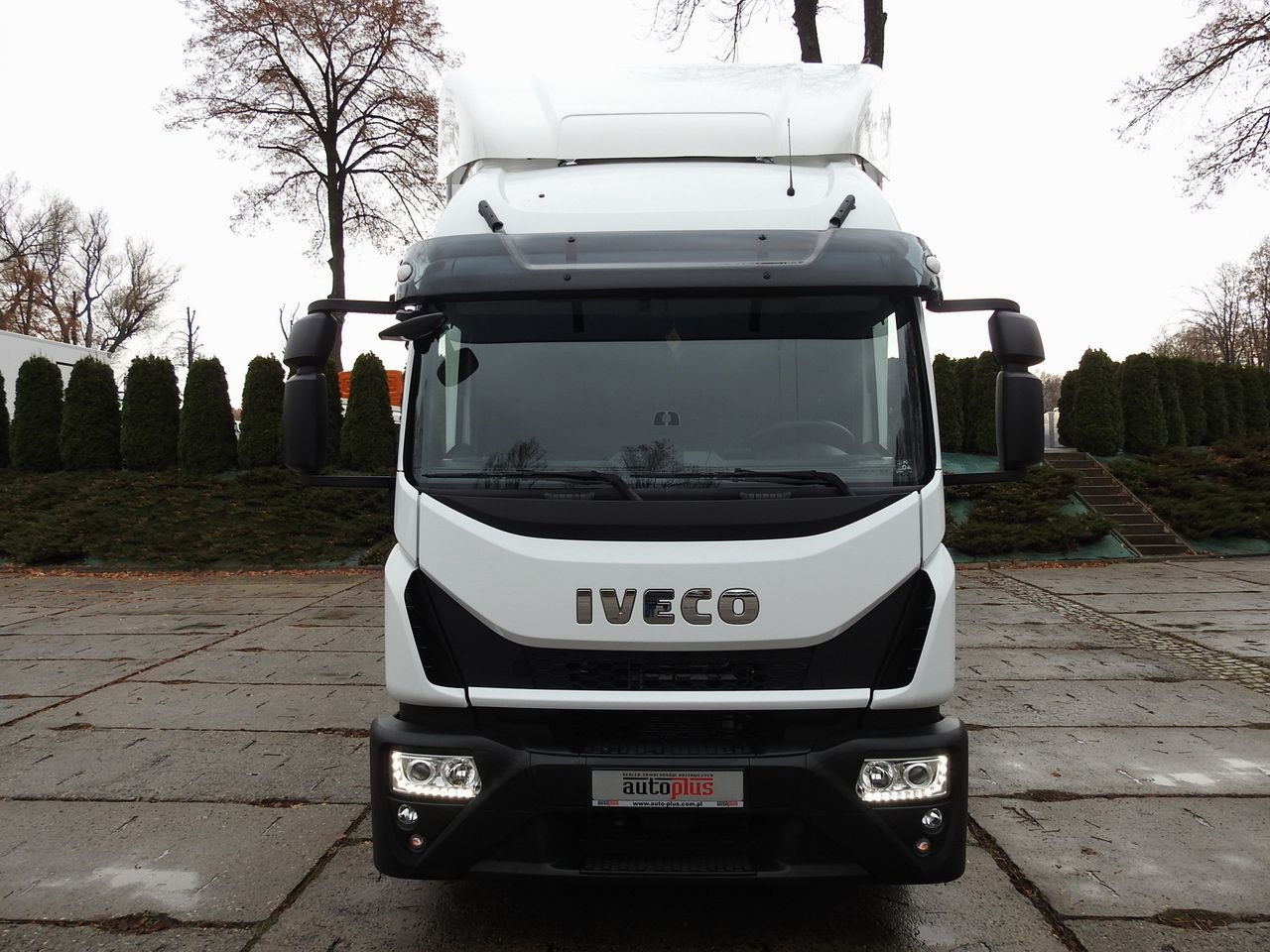 IVECO EUROCARGO 120-250 NEW TARPAULIN LIFT 18 PALLETS WEBASTO CRUISE CONTROL AIR CONDITIONING LED LIGHTS PNEUMATICS AUTOMATIC TRANSMISSION HI-MATIC 250HP - Curtain side van: picture 5 IVECO EUROCARGO 120-250 NEW TARPAULIN LIFT 18 PALLETS WEBASTO CRUISE CONTROL AIR CONDITIONING LED LIGHTS PNEUMATICS AUTOMATIC TRANSMISSION HI-MATIC 250HP - Curtain side van: picture 5