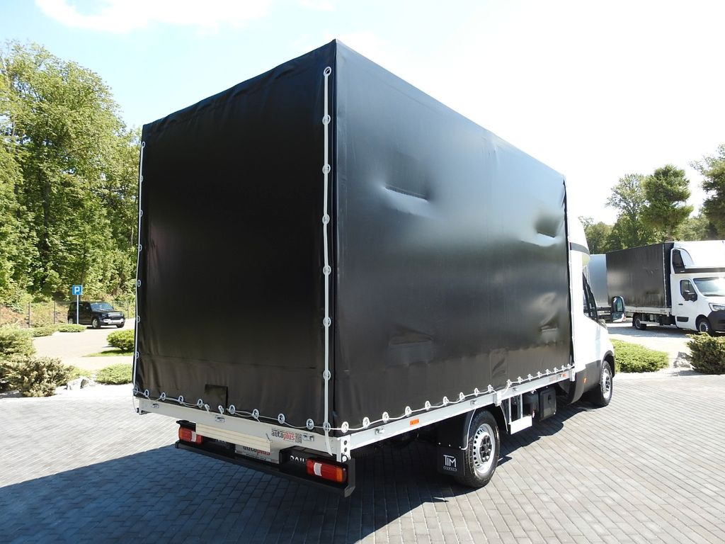 Iveco DAILY 35S18 NEUE PRITSCHE PLANE 8 PALETTEN A/C - Curtain side van, Combi van: picture 3 Iveco DAILY 35S18 NEUE PRITSCHE PLANE 8 PALETTEN A/C - Curtain side van, Combi van: picture 3