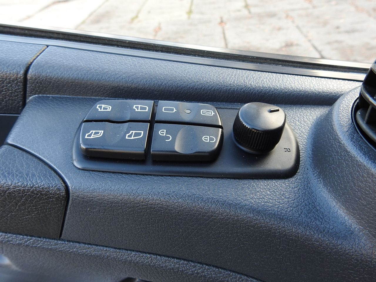 Leasing of MERCEDES ATEGO 12.24 REGRIGERATOR BOX -10*C LIFT 16 PALLETS HEATING FUNCTION WEBASTO CRUISE CONTROL PNEUMATICS AIR CONDITIONING  240HP MERCEDES ATEGO 12.24 REGRIGERATOR BOX -10*C LIFT 16 PALLETS HEATING FUNCTION WEBASTO CRUISE CONTROL PNEUMATICS AIR CONDITIONING  240HP: picture 45