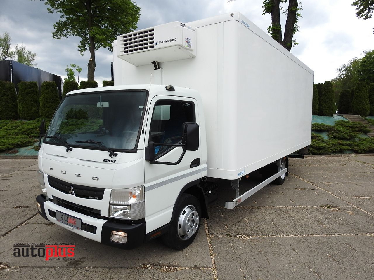 MITSUBISHI CANTER FUSO 7C15 REGRIGERATOR BOX -4*C LIFT POWER SUPPLY 230V AIR CONDITIONING AUTOMATIC TRANSMISSION 150HP - Refrigerator truck: picture 1 MITSUBISHI CANTER FUSO 7C15 REGRIGERATOR BOX -4*C LIFT POWER SUPPLY 230V AIR CONDITIONING AUTOMATIC TRANSMISSION 150HP - Refrigerator truck: picture 1