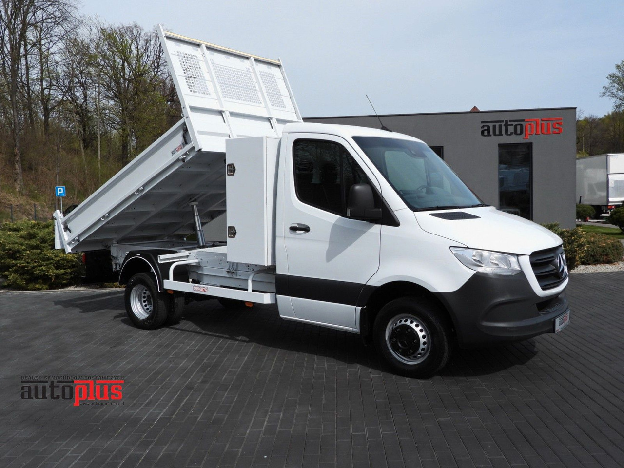 Mercedes-Benz SPRINTER 516 KIPPER TEMPOMAT ZWILLINGSRÄDER - Tipper van: picture 1 Mercedes-Benz SPRINTER 516 KIPPER TEMPOMAT ZWILLINGSRÄDER - Tipper van: picture 1