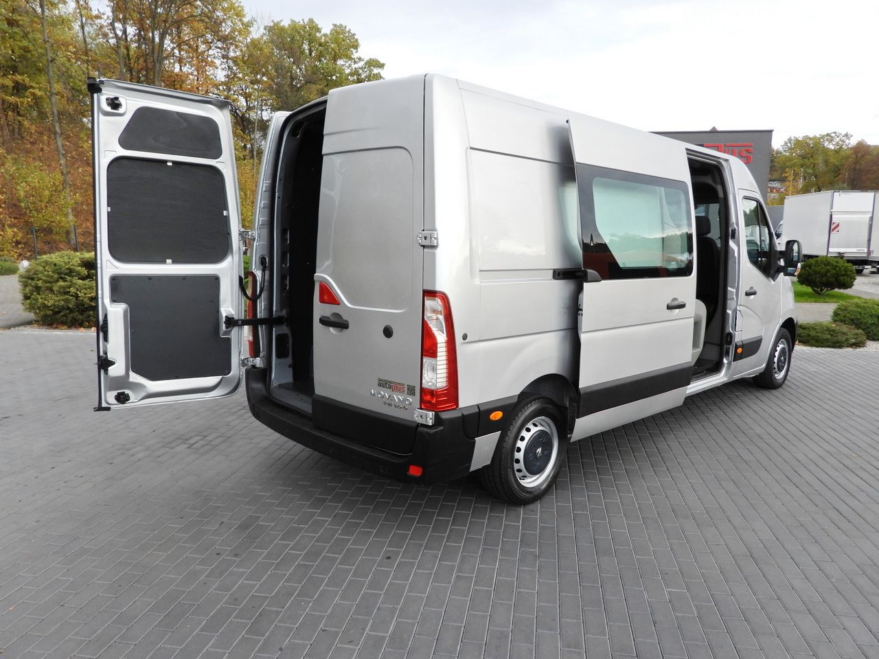 OPEL MOVANO BOX DELIVERY VAN 7 SEATS CRUISE CONTROL LED LIGHTS AIR CONDITIONING 180HP - Panel van: picture 3 OPEL MOVANO BOX DELIVERY VAN 7 SEATS CRUISE CONTROL LED LIGHTS AIR CONDITIONING 180HP - Panel van: picture 3