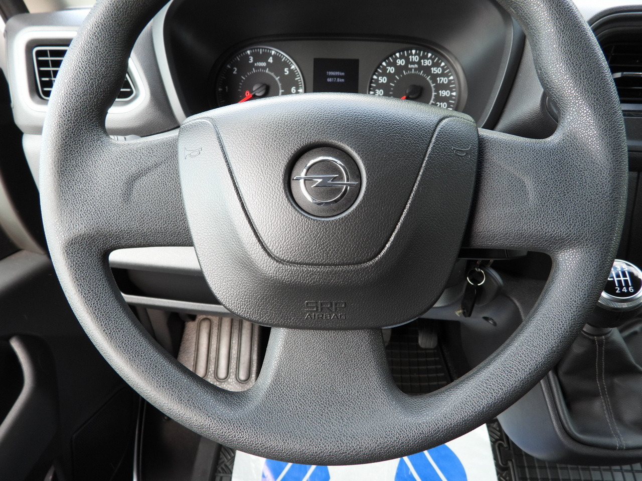 Leasing of OPEL MOVANO VAN AIR CONDITIONING LED LIGHTS  150HP OPEL MOVANO VAN AIR CONDITIONING LED LIGHTS  150HP: picture 30 Leasing of OPEL MOVANO VAN AIR CONDITIONING LED LIGHTS  150HP OPEL MOVANO VAN AIR CONDITIONING LED LIGHTS  150HP: picture 30