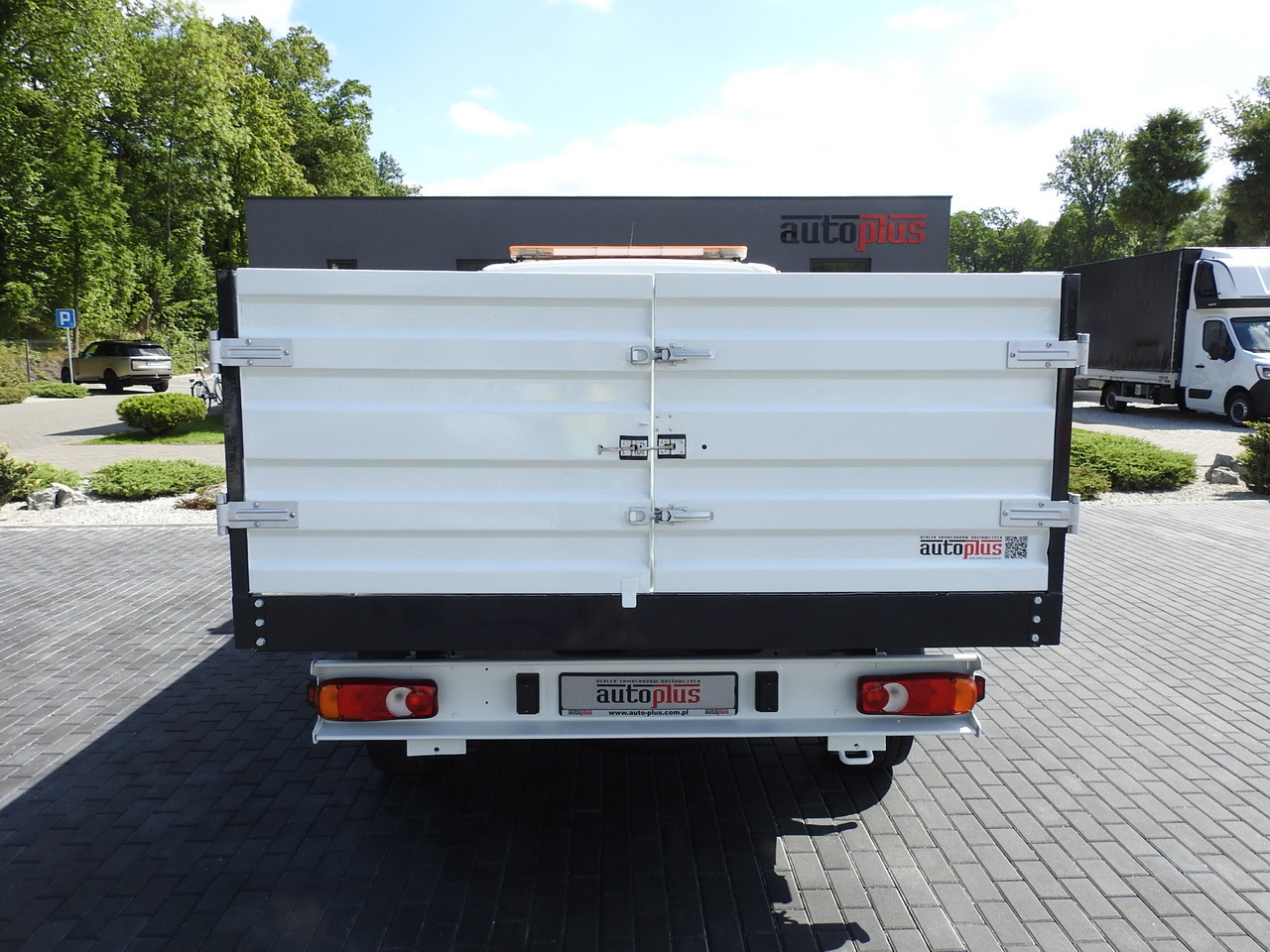 Tipper PEUGEOT BOXER THREE-WAY TIPPER  AIR CONDITIONING  130HP: picture 12