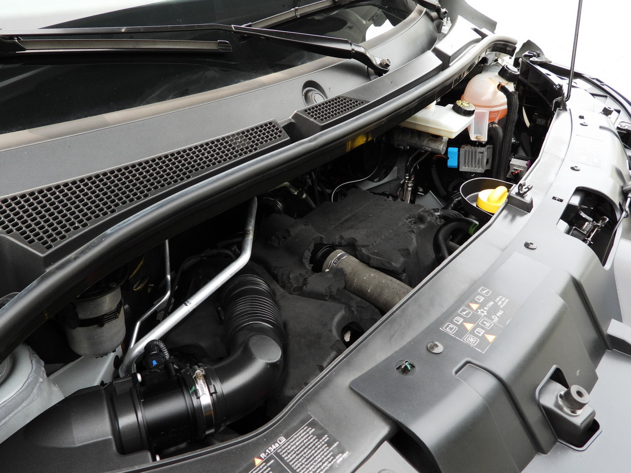 Leasing of RENAULT MASTER BOX DELIVERY VAN 7 SEATS CRUISE CONTROL NAVIGATION LED LIGHTS AIR CONDITIONING 140HP RENAULT MASTER BOX DELIVERY VAN 7 SEATS CRUISE CONTROL NAVIGATION LED LIGHTS AIR CONDITIONING 140HP: picture 27 Leasing of RENAULT MASTER BOX DELIVERY VAN 7 SEATS CRUISE CONTROL NAVIGATION LED LIGHTS AIR CONDITIONING 140HP RENAULT MASTER BOX DELIVERY VAN 7 SEATS CRUISE CONTROL NAVIGATION LED LIGHTS AIR CONDITIONING 140HP: picture 27