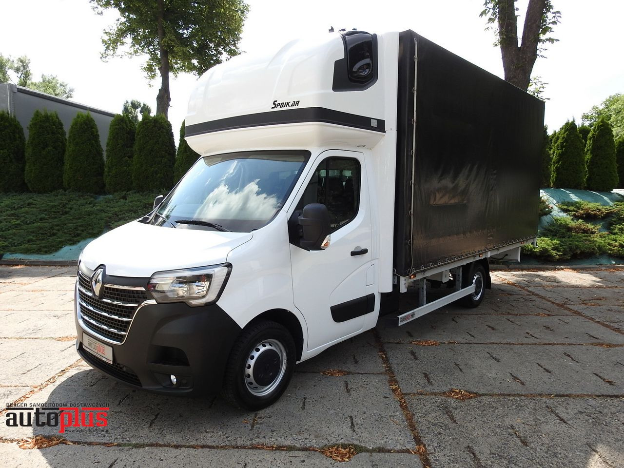 RENAULT MASTER - Curtain side van: picture 1 RENAULT MASTER - Curtain side van: picture 1